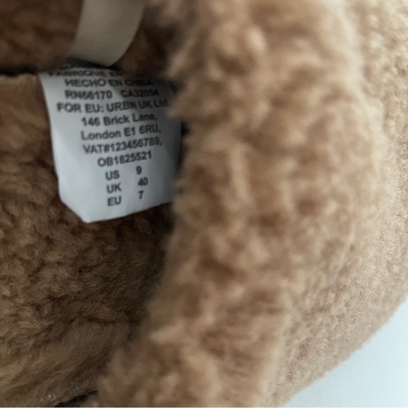 Anthropology Camel Tan Sherpa Slippers with tread bottoms size 9 - Picture 6 of 7